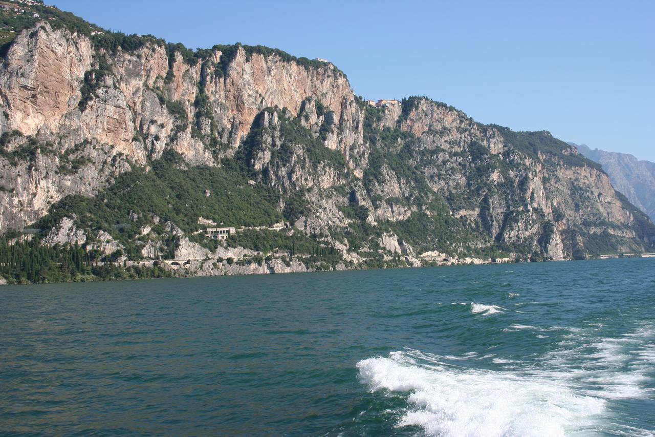 Casa Vacanze Regina Del Lago Tremosine Exteriér fotografie